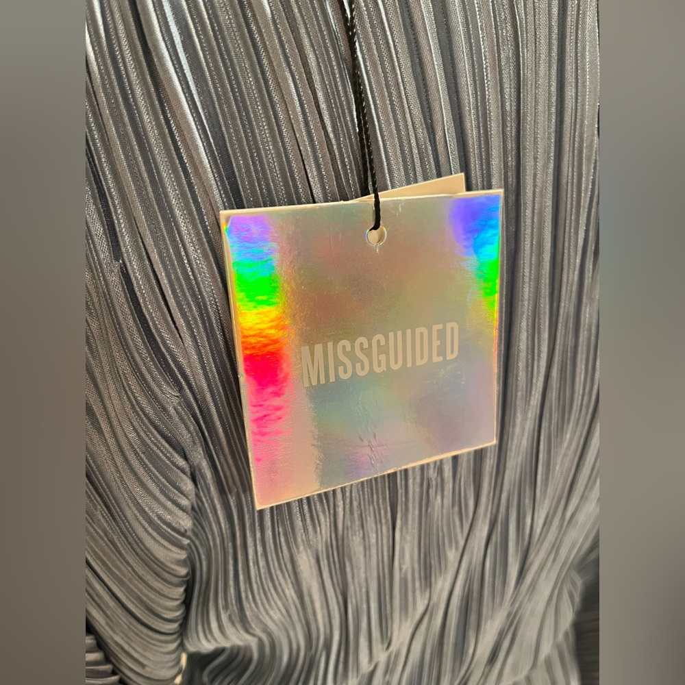 MISGUIDED DRESS - Picture 7 of 10